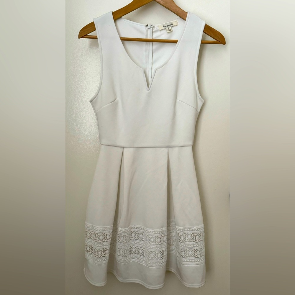 Dress white with beautiful Lace size s